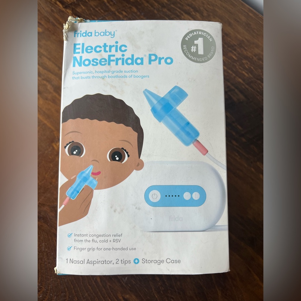 Frida Baby Electric NoseFrida Pro - box is damaged/ dirty - Picture 6 of 7